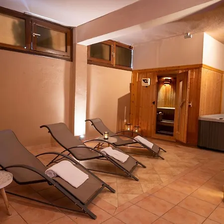 Agnantio & Hotel 3*