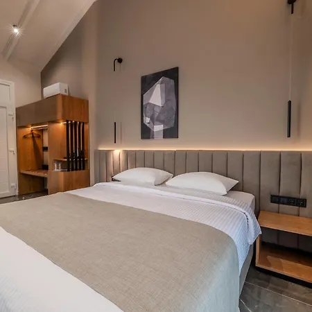 Agnantio & Hotel 3*